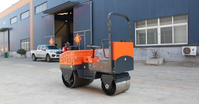 小型压路机在施事情业前应做好哪些准备事情？？？？？？